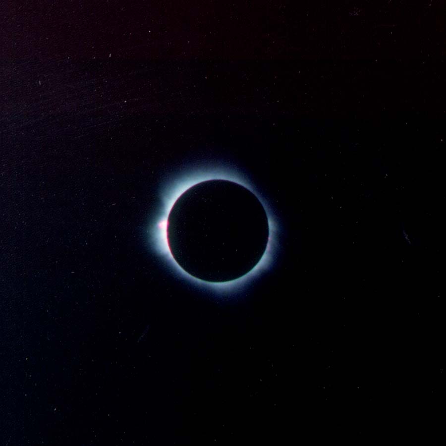 [eclipse2.jpg]