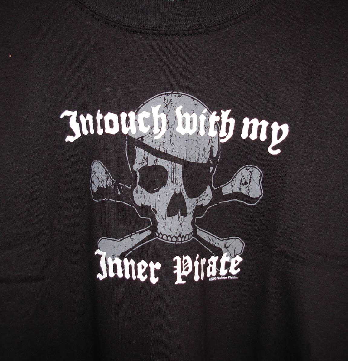 [inner+pirate+shirt.jpg]