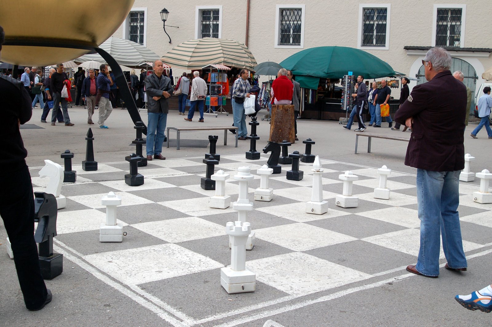 [306+chess+in+salzburg.jpg]