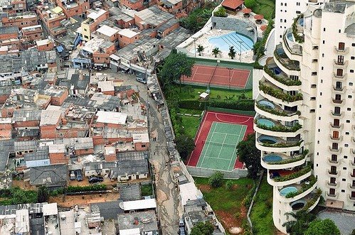 [paraisopolis_foto_de_tuca_vieira_livro_as_cidades_do_brasil.jpg]
