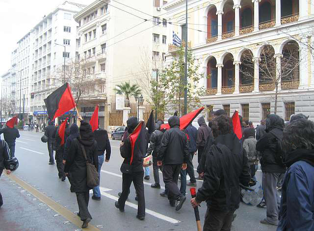 [2-2-2008_greece_anarchists_cancel_fascists_demo__01_.jpg]