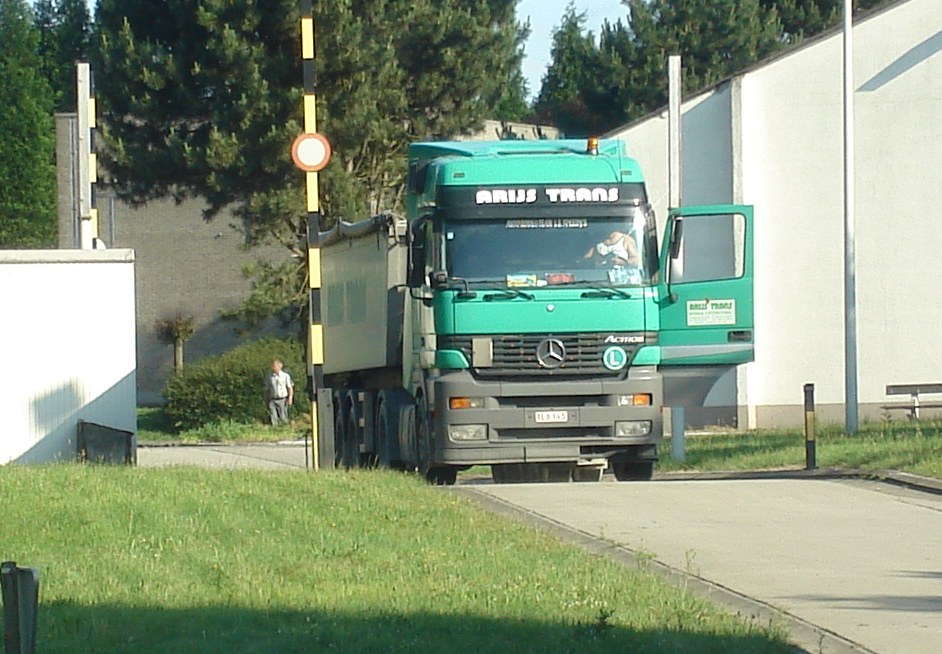 [camion+(137).JPG]