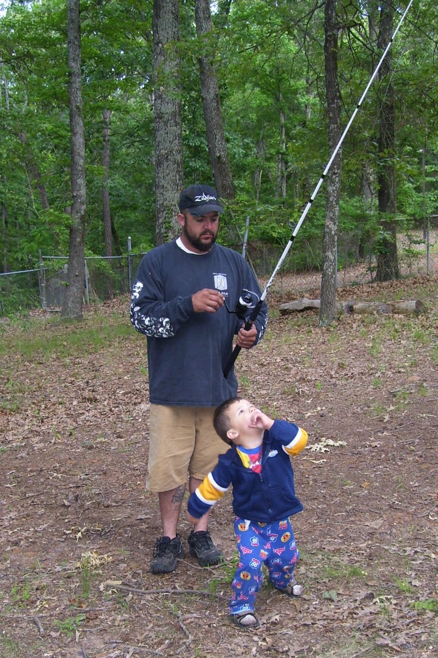 [daddy&cash+fishing+pole.jpg]