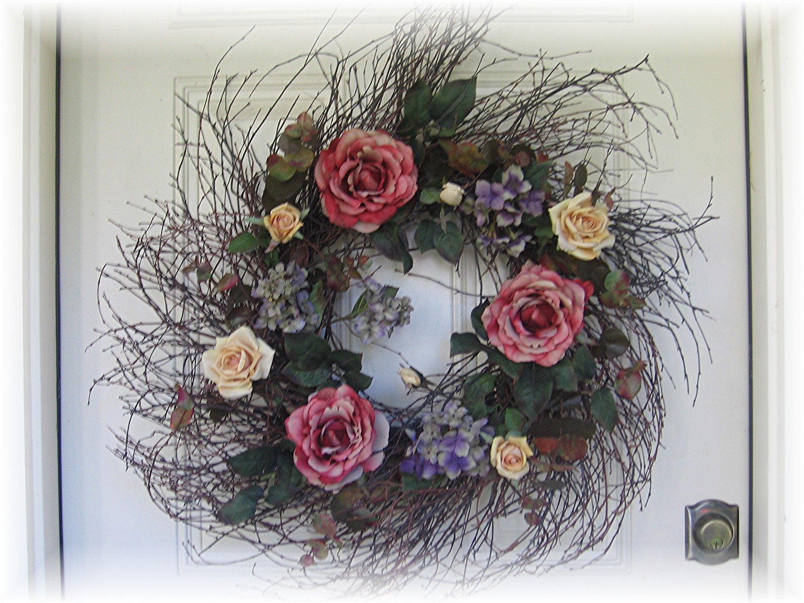 [dd133+lg+twig+wreath.jpg]