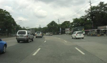 Quezon Memorial Circle road