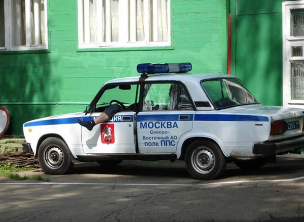 [Russian_Police_Vehicles_Photo_02.jpg]