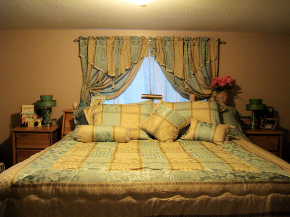 [bedroom+after+front.jpg]