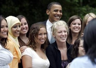 [obama+&+supporters+in+headscarfs+some+asked+to+get+out+of+shot+range.jpg]