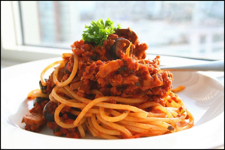 [fake+meat+sauce+spaghetti+copy.jpg]