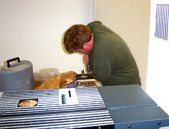 [DCP_1234greg_Setting_up_router_small.JPG]