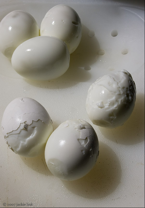 [Hardboiled+eggs.jpg]