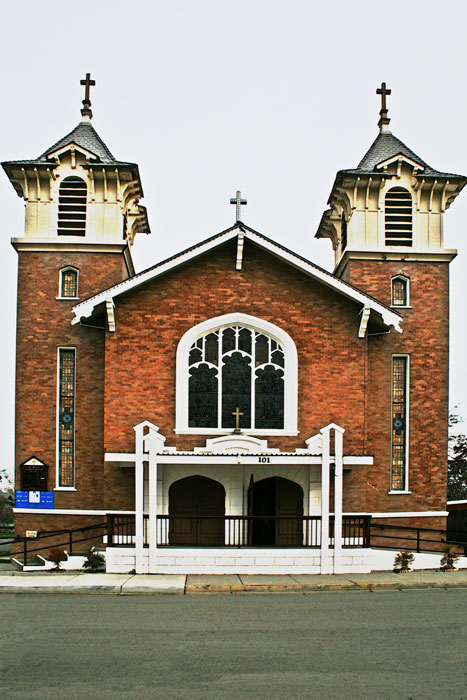 [2008-01-14-072-church.jpg]