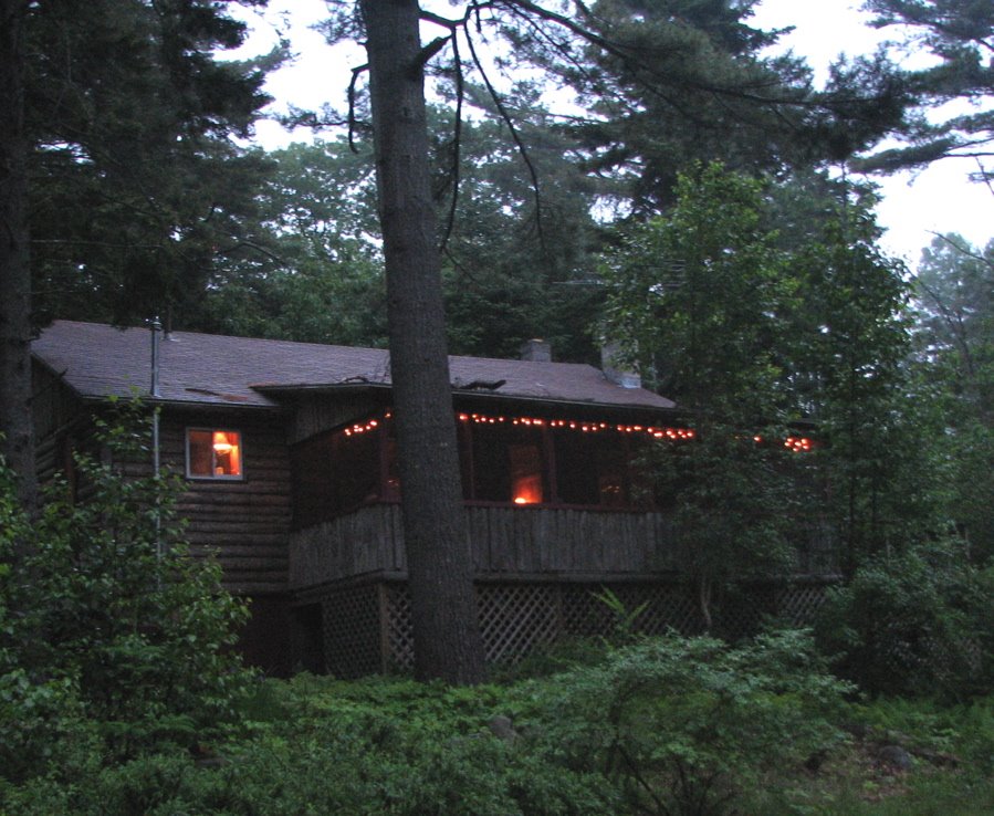 [cabin:night.JPG]