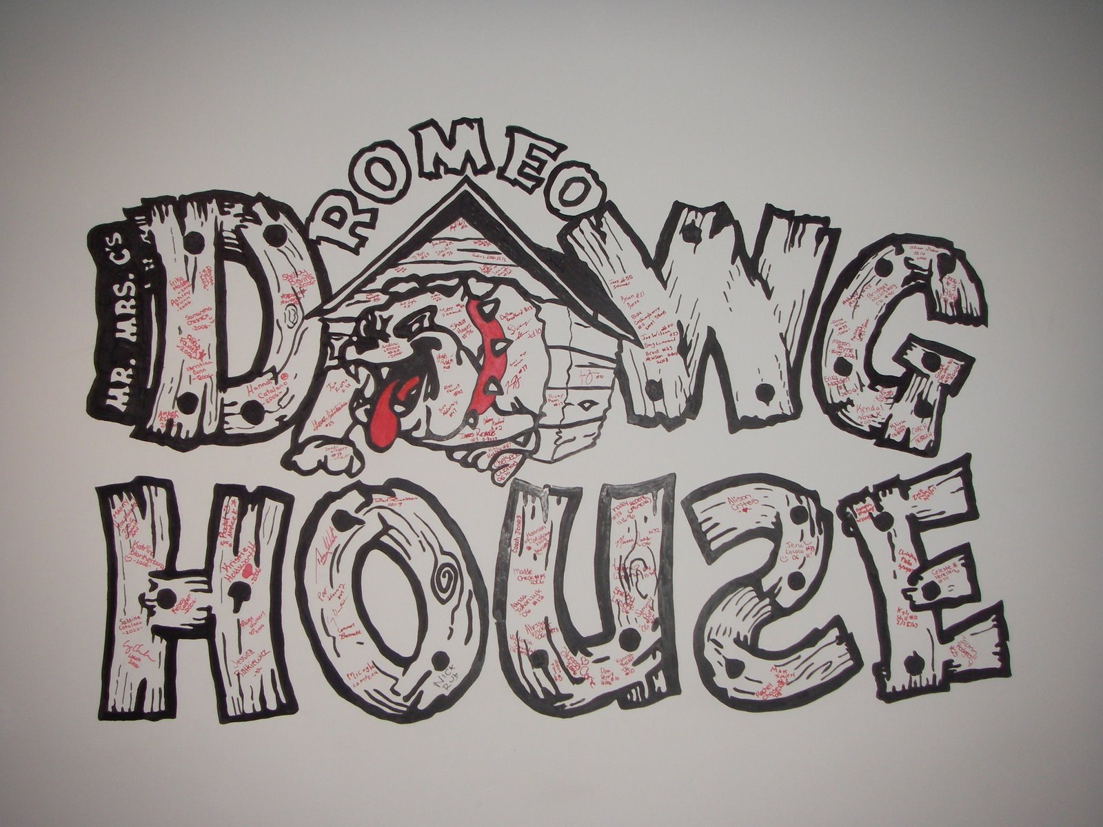 [dawghouse+wall+001.jpg]