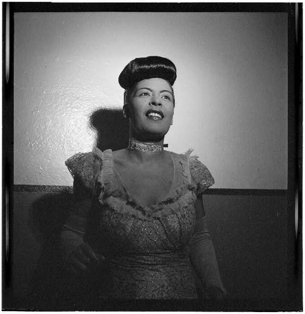 [Portrait+of+Billie+Holiday,+Carnegie+Hall,+New+York,+N.Y.,+between+1946+and+1948.jpg]