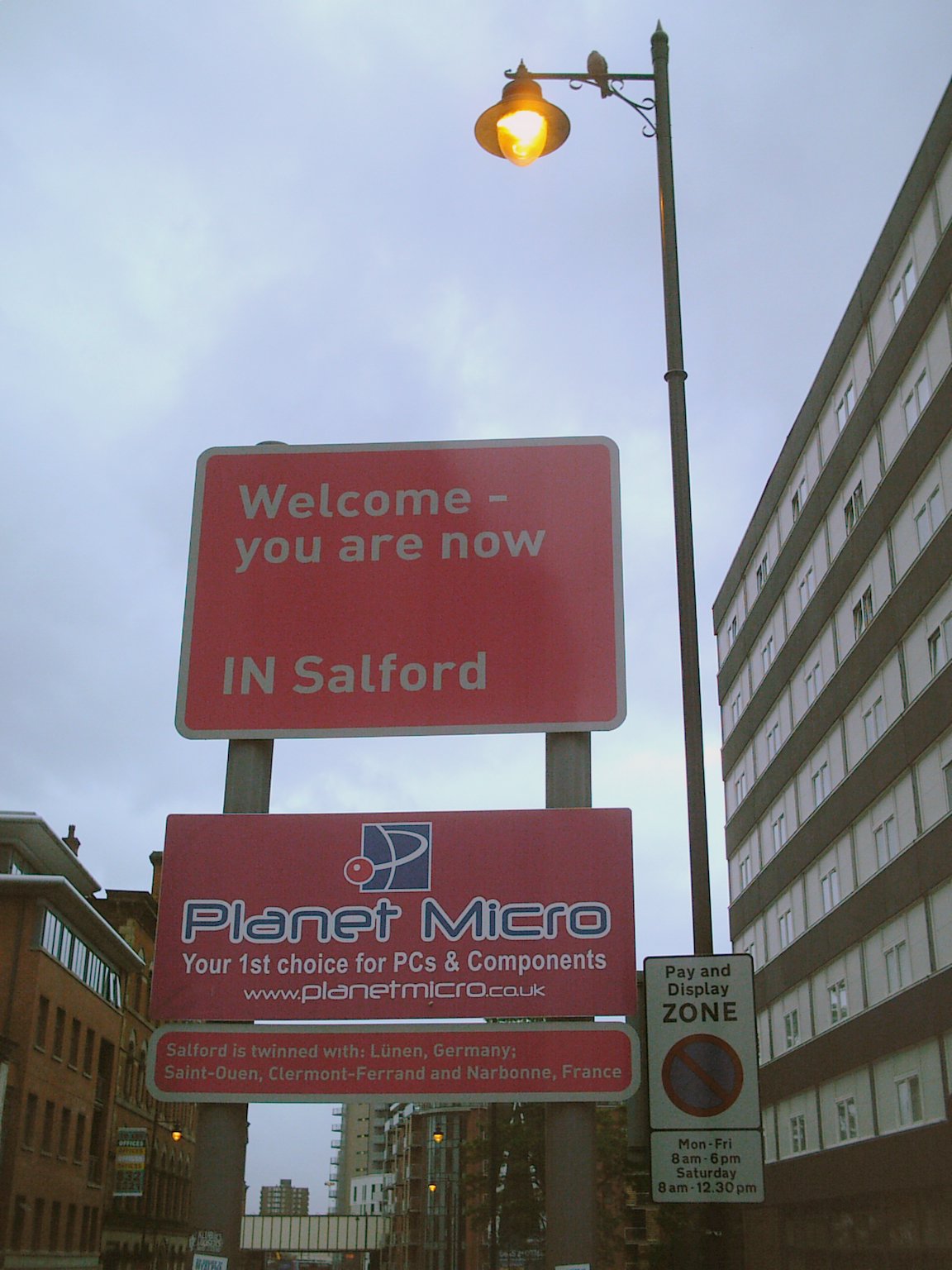 [Welcome+to+Salford.jpg]