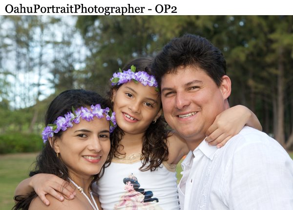 [hawaii-family-portrait2.jpg]