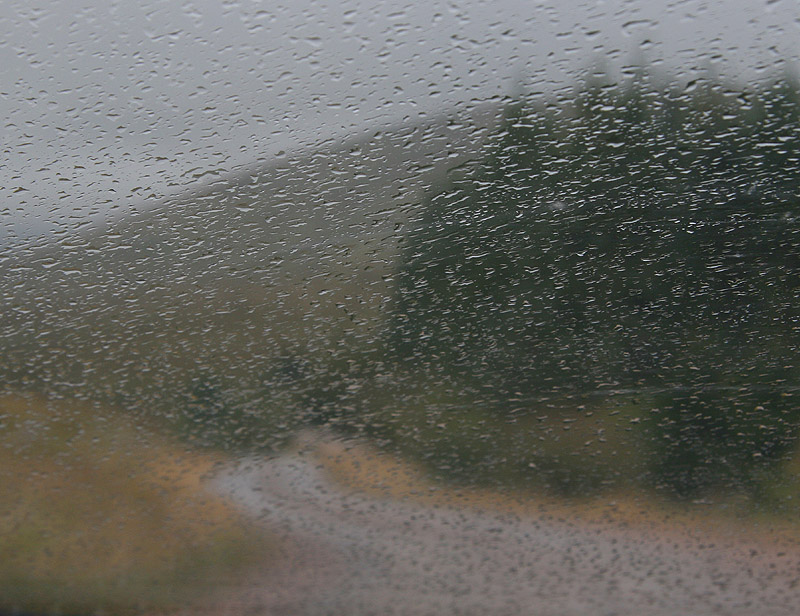 [b+Walia+deszcz.jpg]
