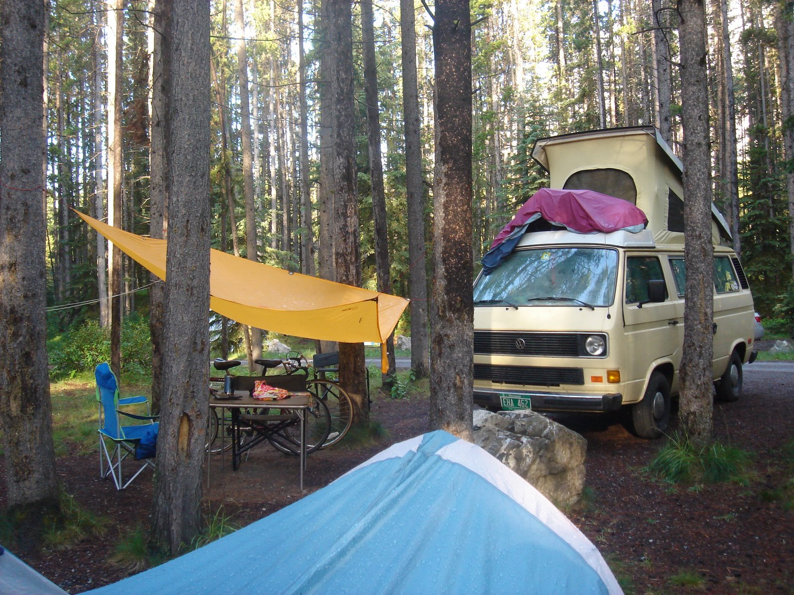 [camping.JPG]