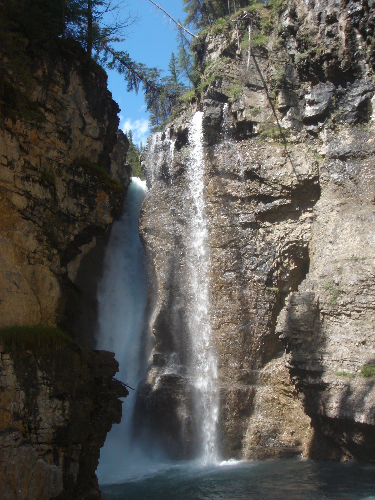 [waterfalls.JPG]