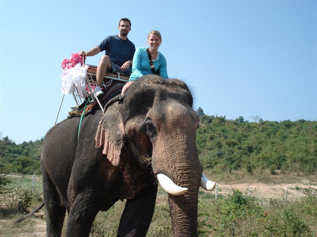 [Thailand+114+-+Elephant+Village+(Large).JPG]