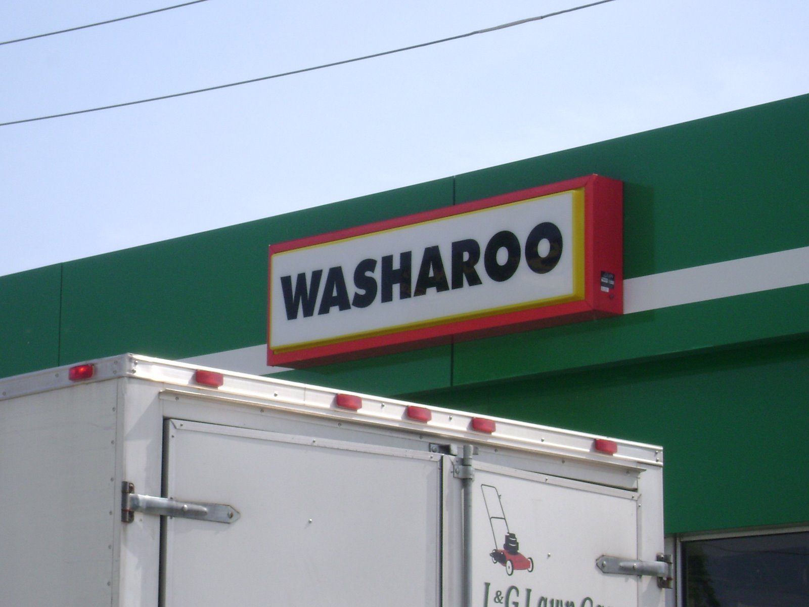 [Washaroo.JPG]