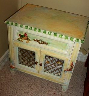 [painted-childrens-table.jpg]