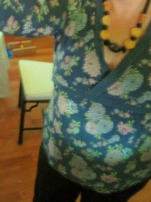 [maternity-blouse.jpg]