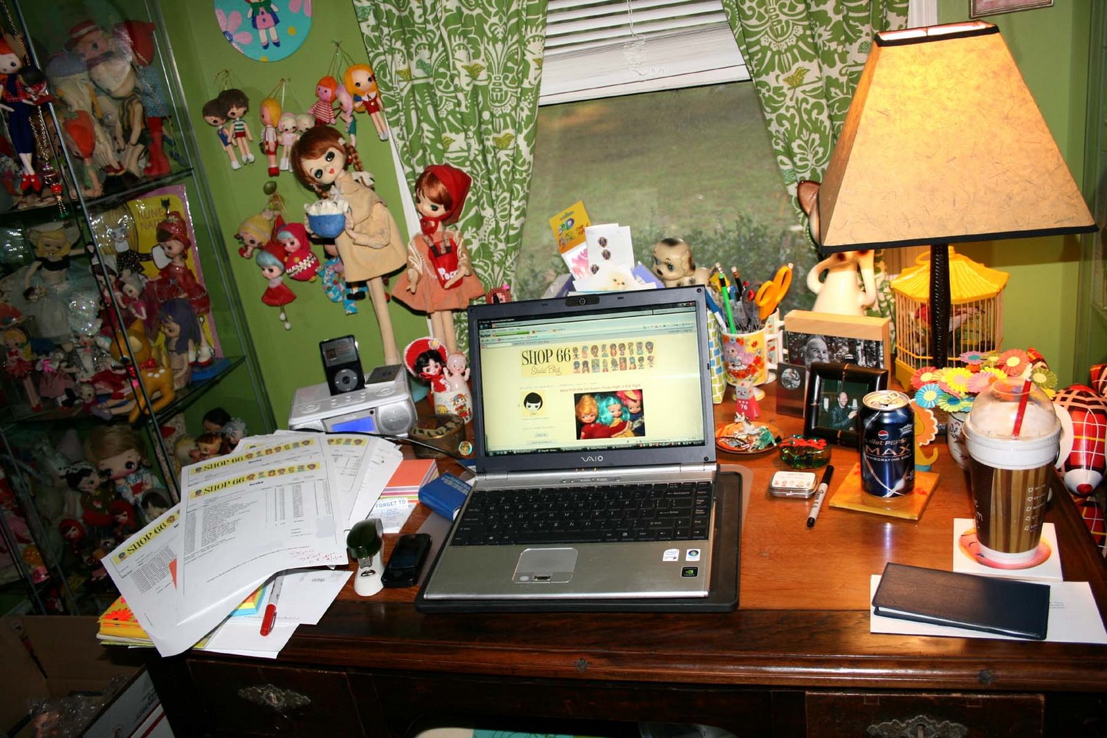 [My+Desk+today+-+August+1.jpg]