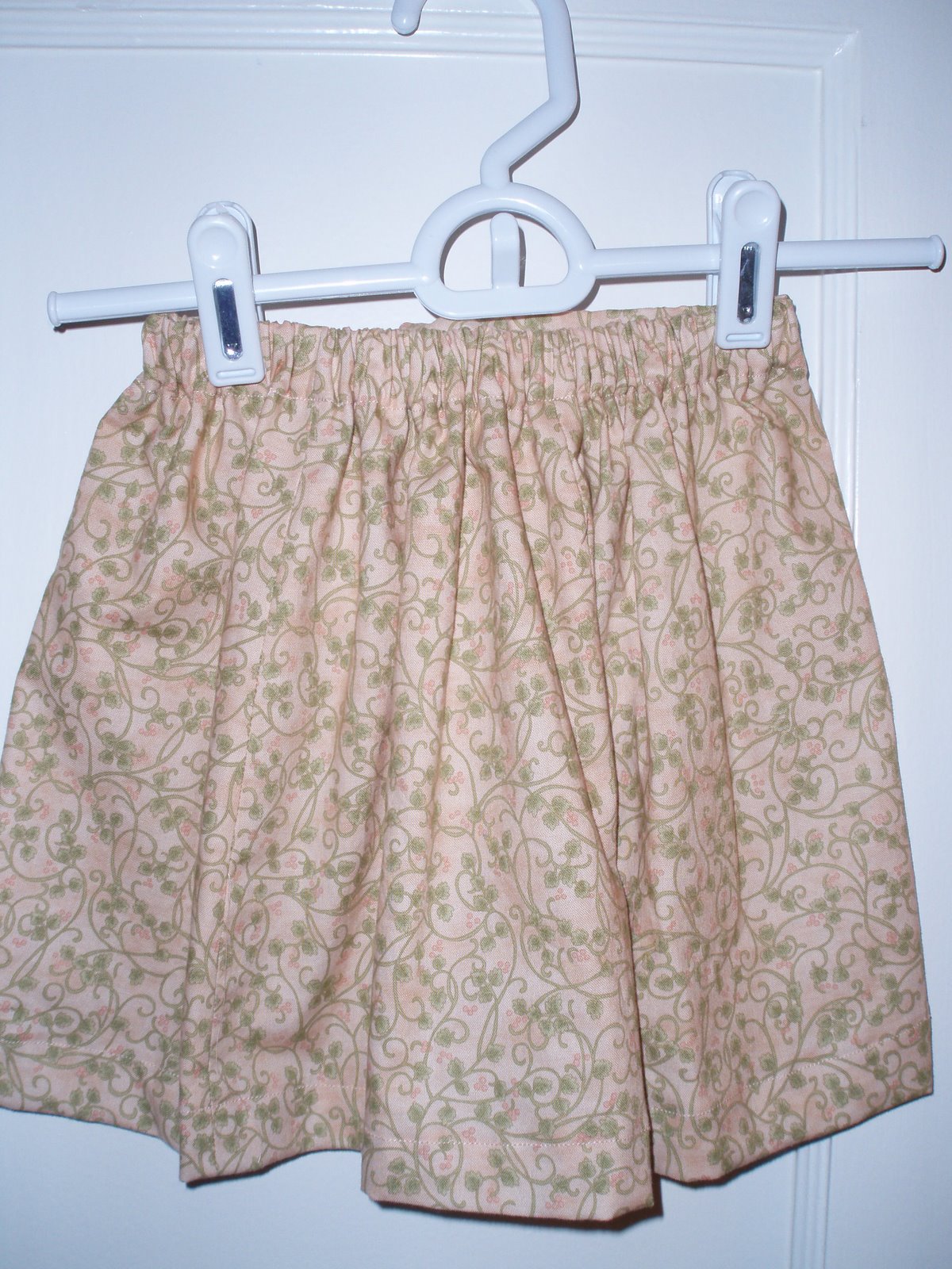 [Peach+Skirt+Size+18mo.JPG]