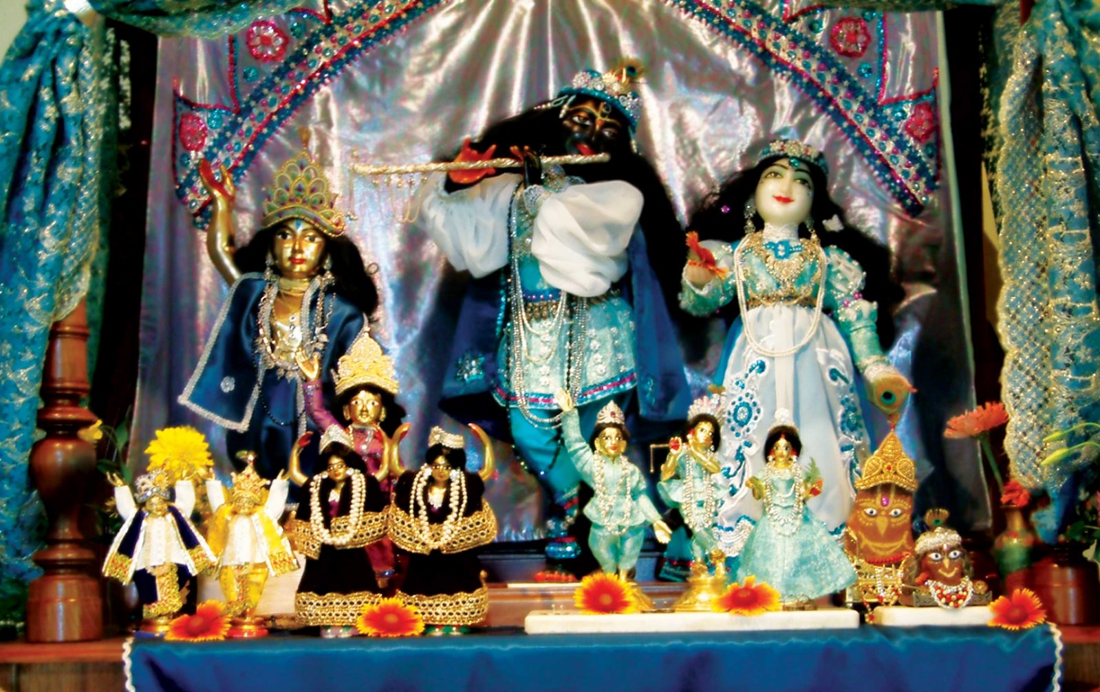 Sri Sri Gauranga Radha Gopivallabha