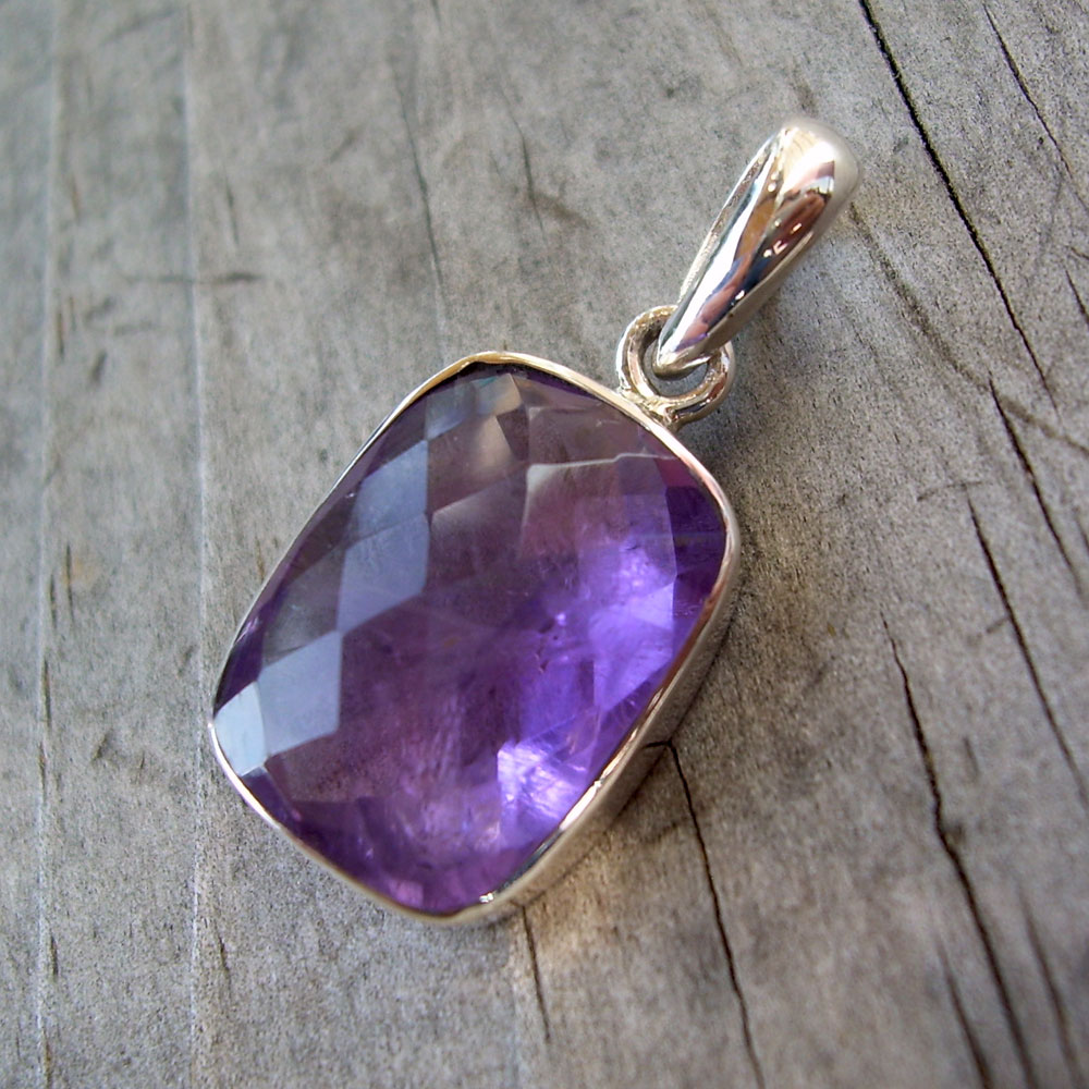faceted amethyst pendant