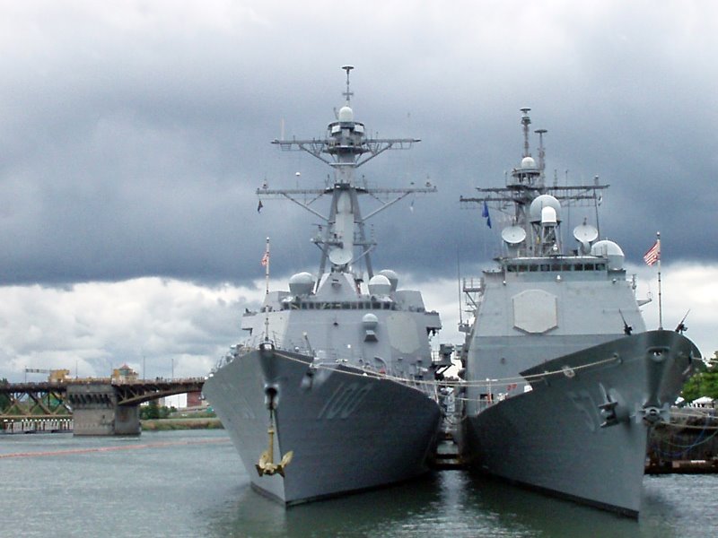 [navy-ships2.jpg]
