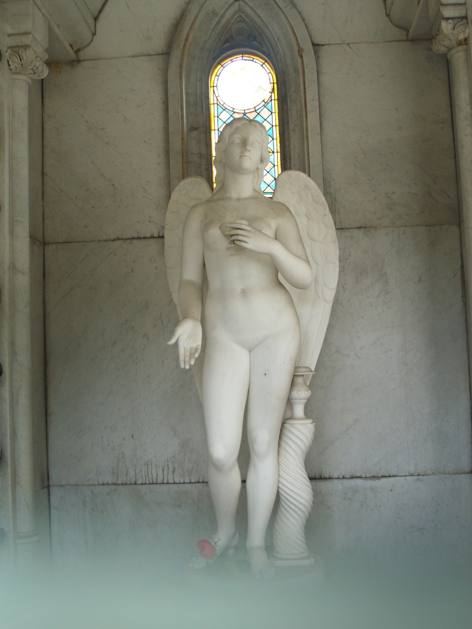 [Angel+in+the+Tomb.JPG]