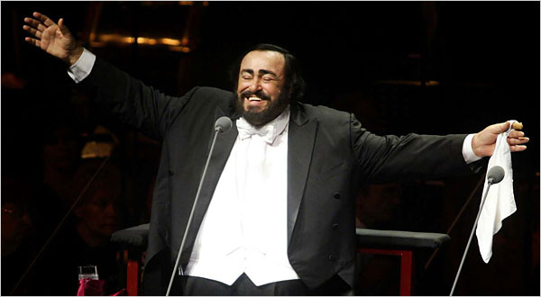 [Pavarotti.jpg]