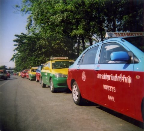 [Bangkok+Taxis.jpg]