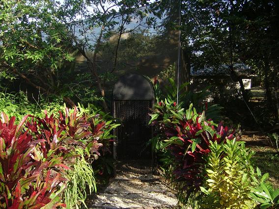 [Entrance+to+garden+exterior.JPG]