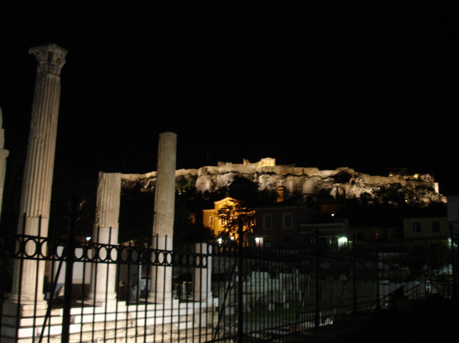 [Athens+by+night+1.jpg]