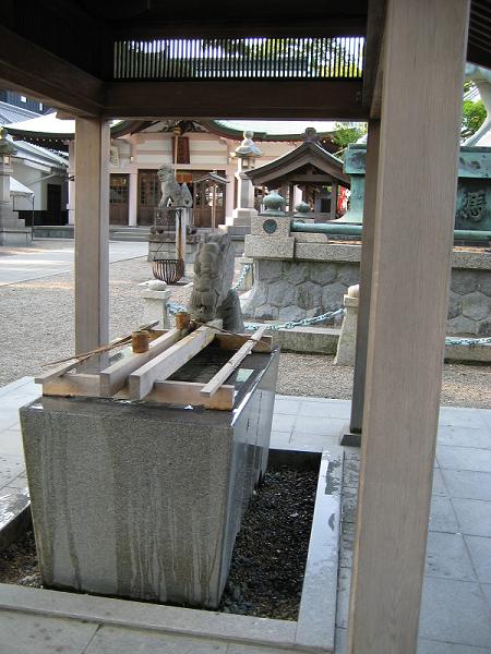 [08+Okazaki+Shrine.jpg]