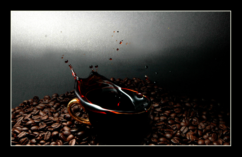 [Coffee_by_Laffen2004.jpg]