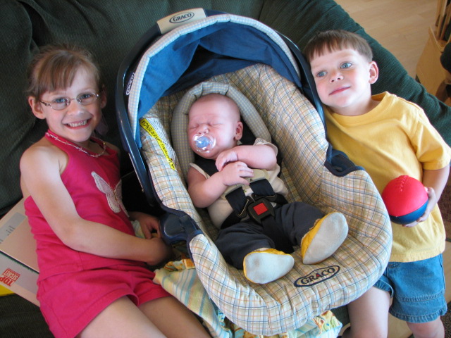 [baby+and+two+youngers.JPG]
