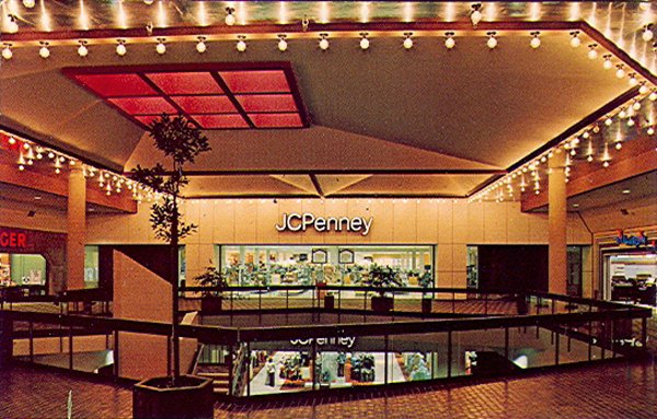 [JC+Penney+at+Macon+GA+Shopping+Center+Mall+1960's+.jpg]