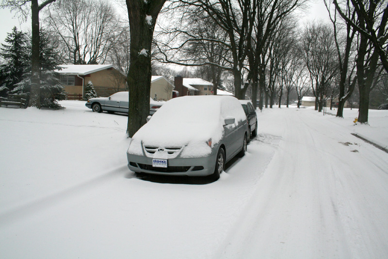 [5037.first+snow.new+car.jpg]