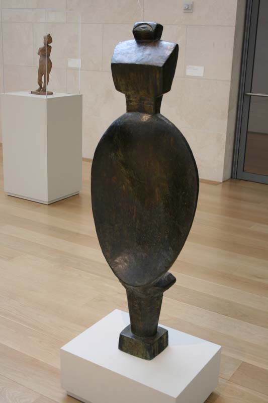 [2109.clay+foster+visit.museums.giacometti.spoon+woman.jpg]