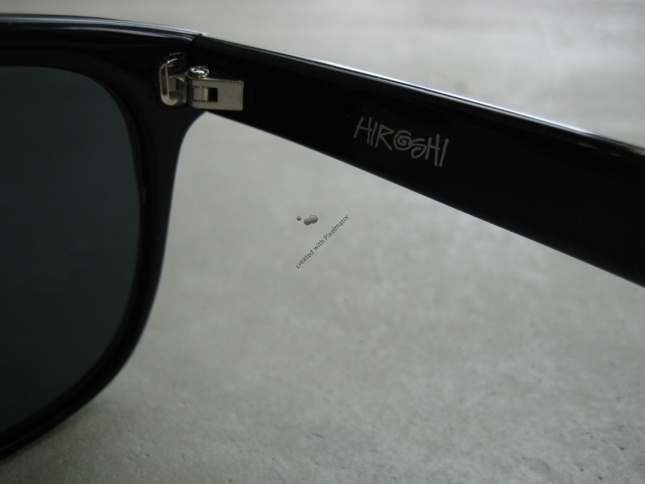 [hiroshi+sunglasses+3.jpg]