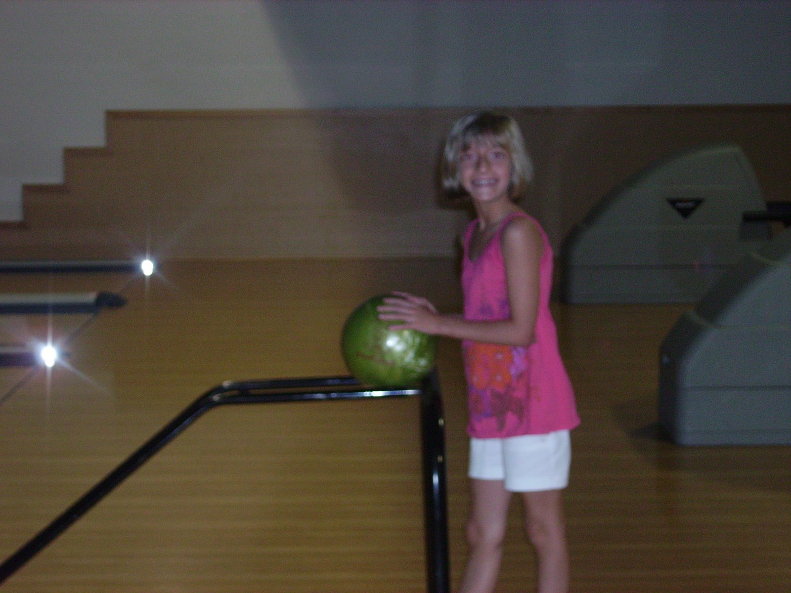 [bowling+and+dinner+001.jpg]