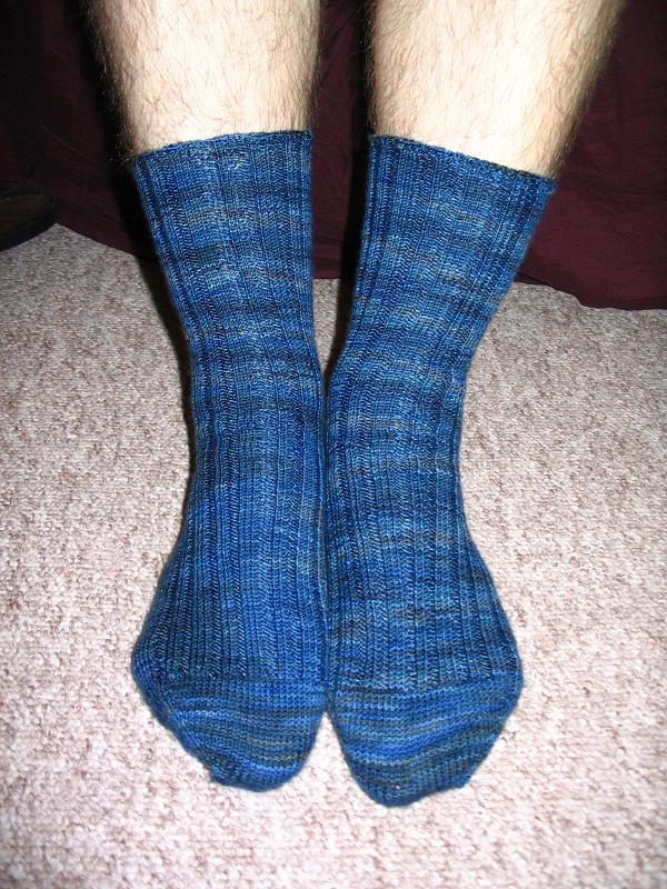 [Blue+socks.JPG]