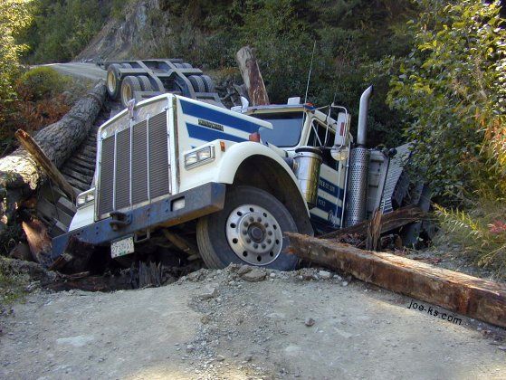 [truck_accidents_057.jpg]
