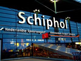 [Schipol+Airport+in+the+Netherlands.jpg]