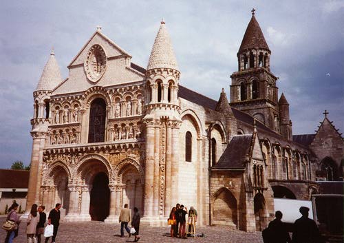 [Cathedral+of+Notre-Dame-La+Grande+in+Poitiers.jpg]